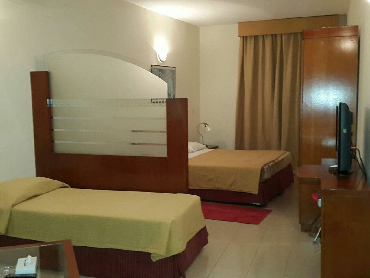 Al Raien Hotel Apartment Dubái Exterior foto